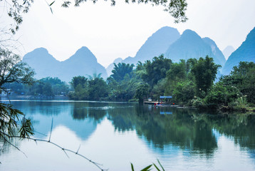 小度你安好限行/小度明天限行几和几